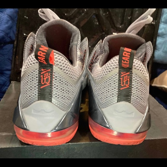 Lebron 12 wolf grey - Picture 2 of 6